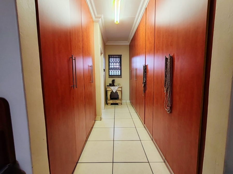 4 Bedroom Property for Sale in Baillie Park North West